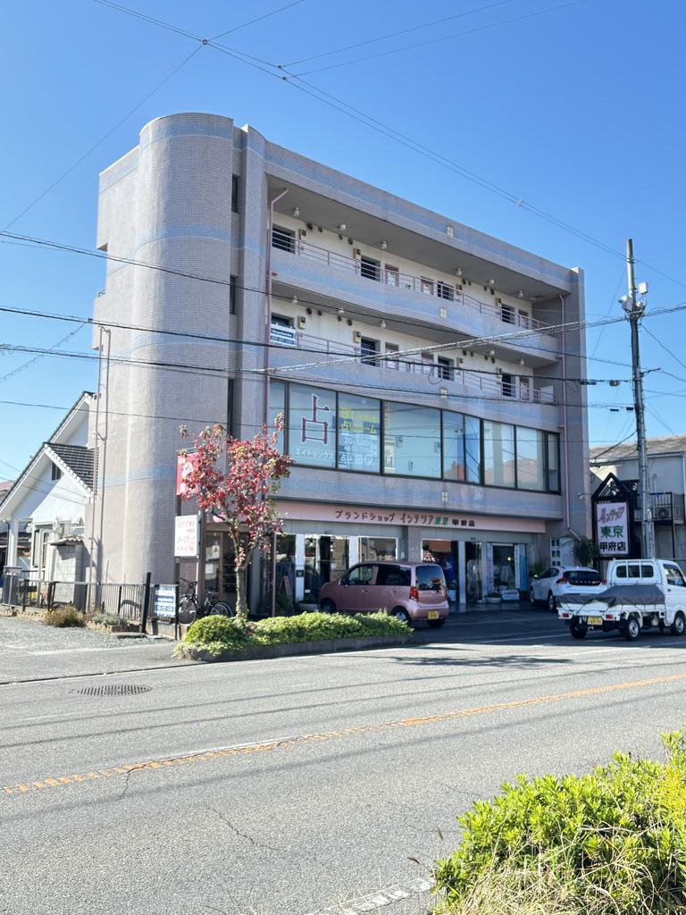 ヴィラ貢川(1K/4階)