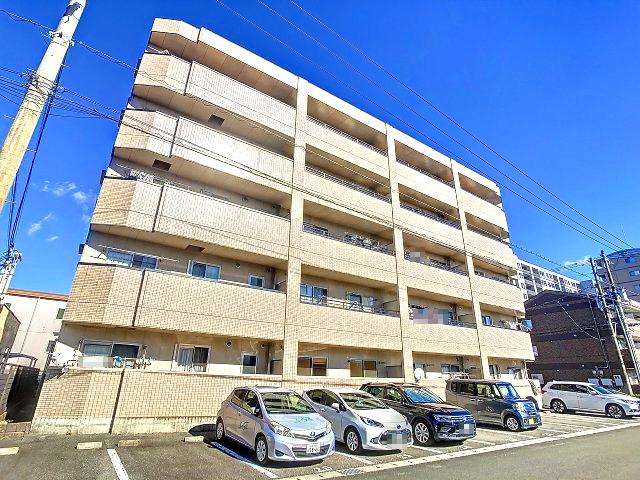 フィネス南川添(3LDK/1階)