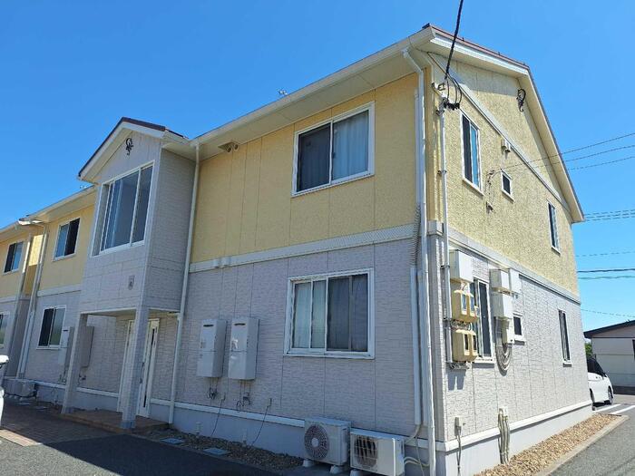 リビングタウン飯岡新田IIA(2LDK/1階)