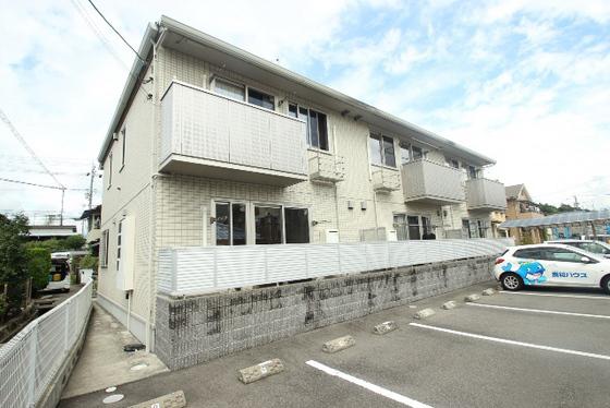 広島県広島市佐伯区 築16年(2DK/2階)