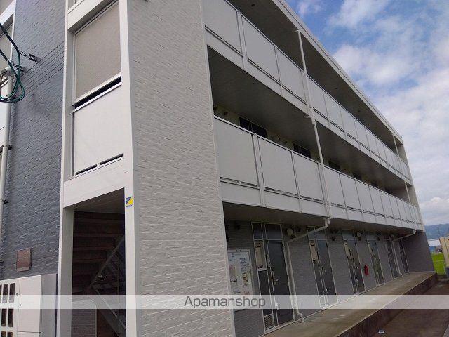 レオパレスクリスタル