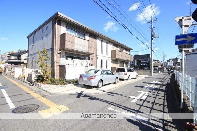 イースト(1LDK/1階)