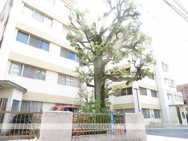 初台マンション