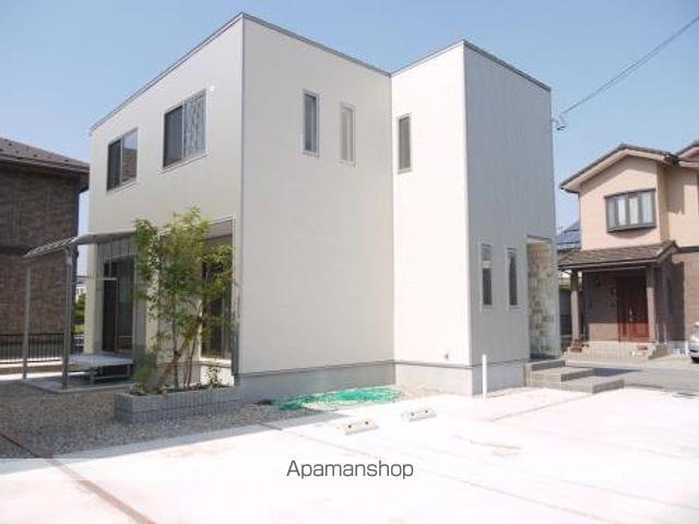 福井県福井市 2階建 築13年