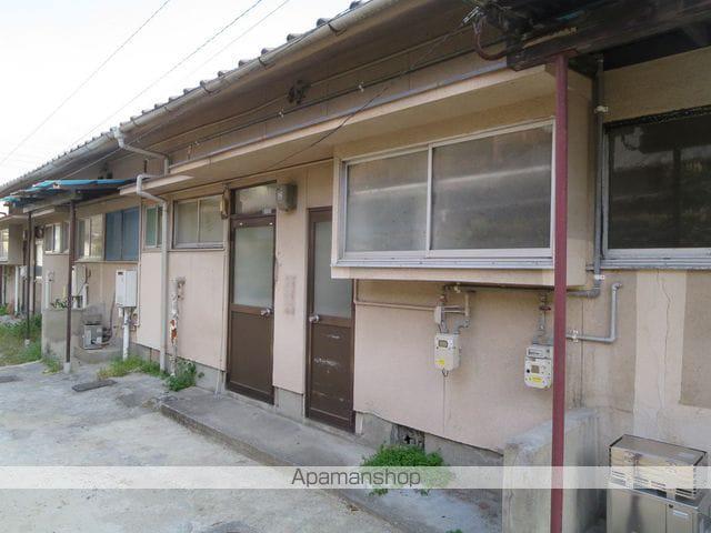 山陽本線 大竹駅 徒歩13分  築53年(2DK/1階)