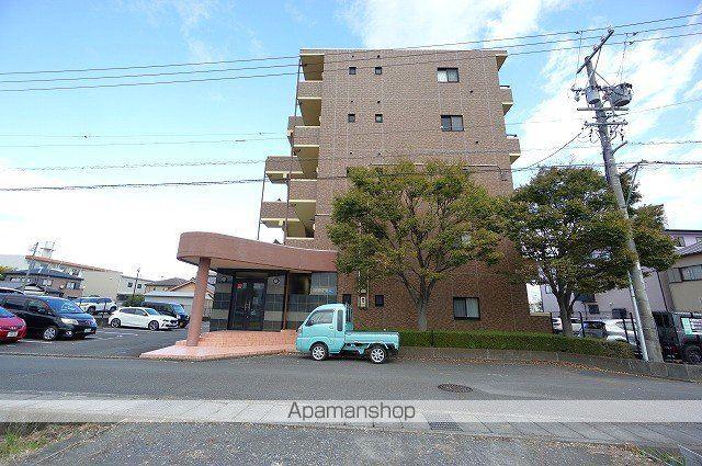 グランドスクエア[1階]