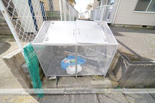 サイワイハイツ B棟