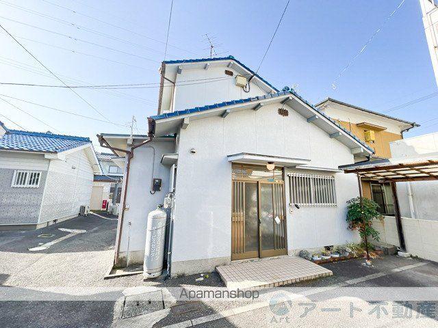 愛媛県松山市保免西3丁目の戸建賃貸