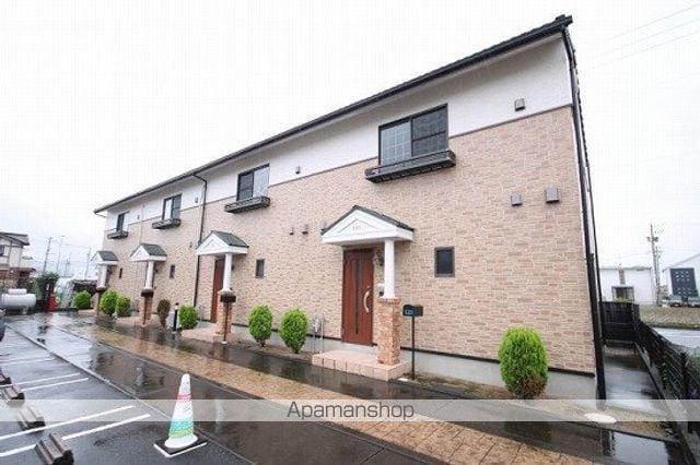 ＥＡＳＴ　ＳＱＵＡＲＥ　０(2LDK)