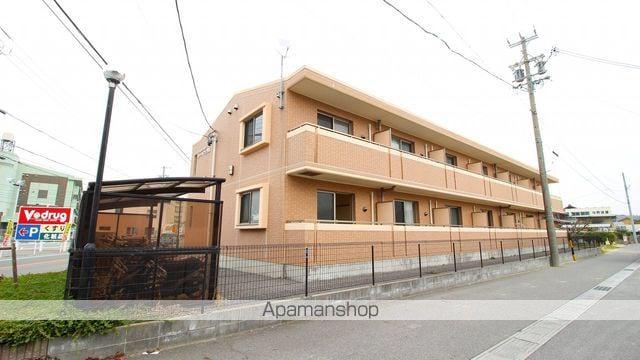 ブルーハイツ2号館[1階]