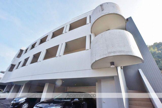 メゾン・ブルージュ沓谷