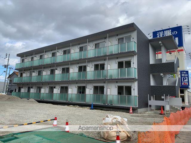 山形県鶴岡市宝田2丁目の建物