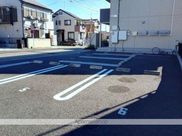 プリュネル