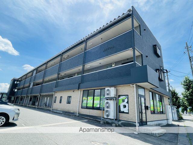 秀メゾン A棟
