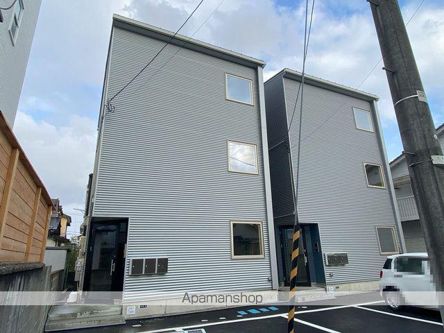 APARTMENT M