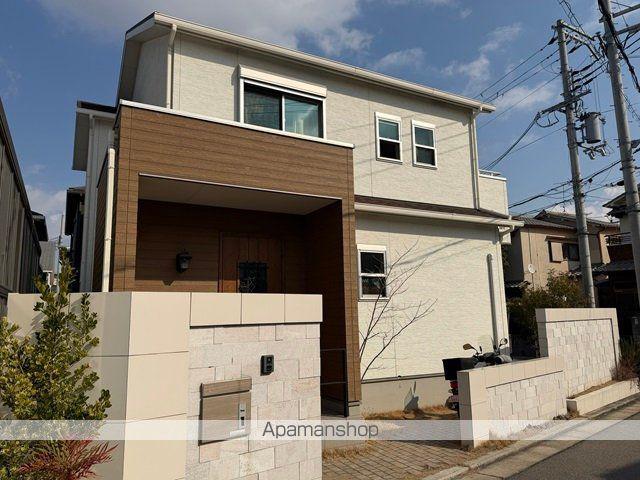 大阪府堺市西区 2階建 築9年