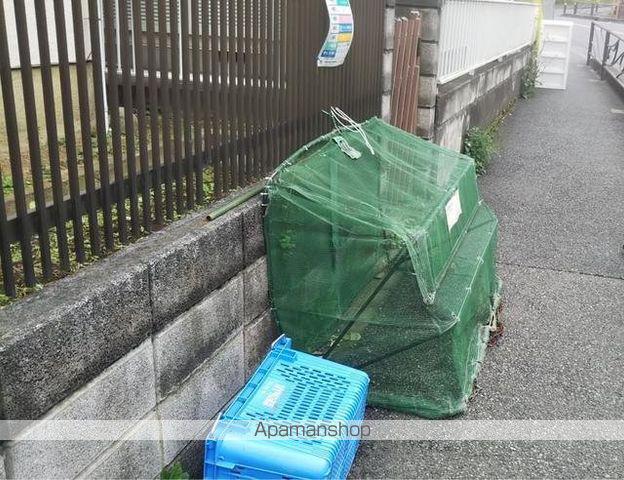 アゼリアコート