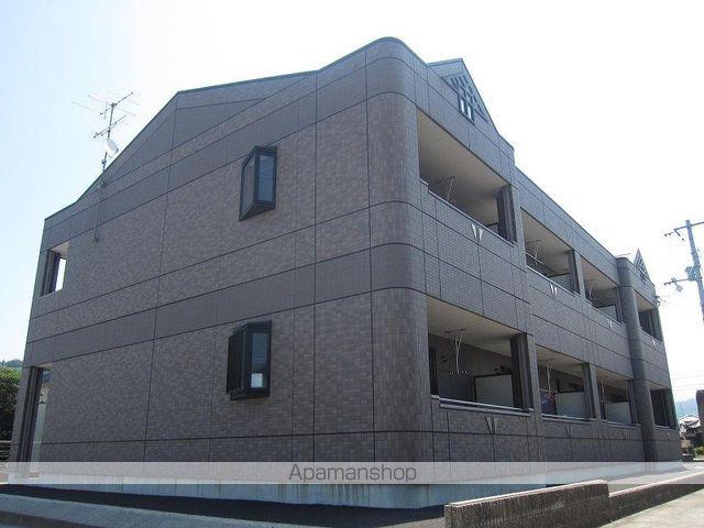 シャルマン・ラティール[2階]