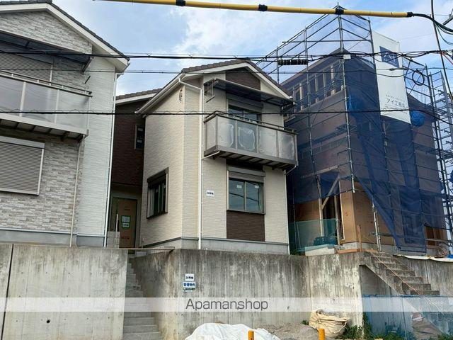 大阪府寝屋川市 2階建 築1年