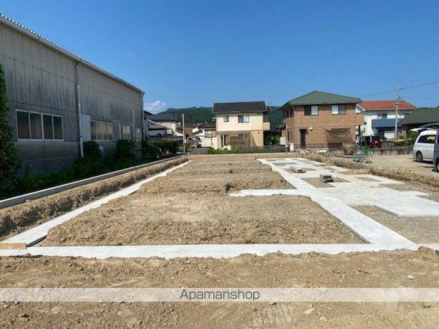 宮崎県延岡市川島町の建物