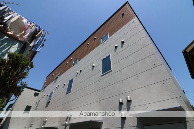 ウィンズ・パレ上連雀