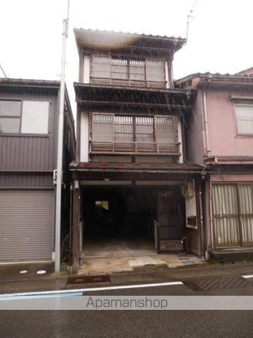 高山本線 越中八尾駅 徒歩16分 3階建 築32年