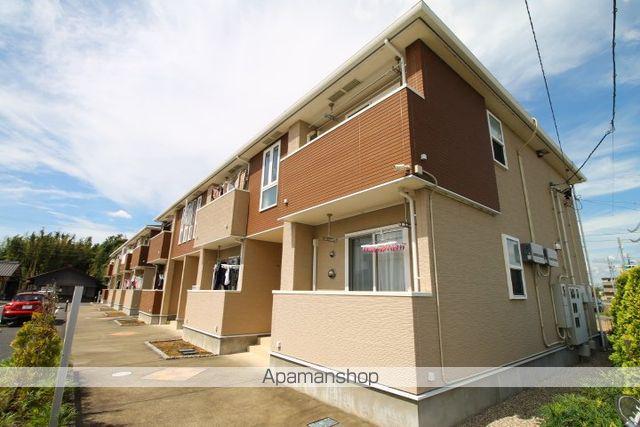 ストロベリーハウス C