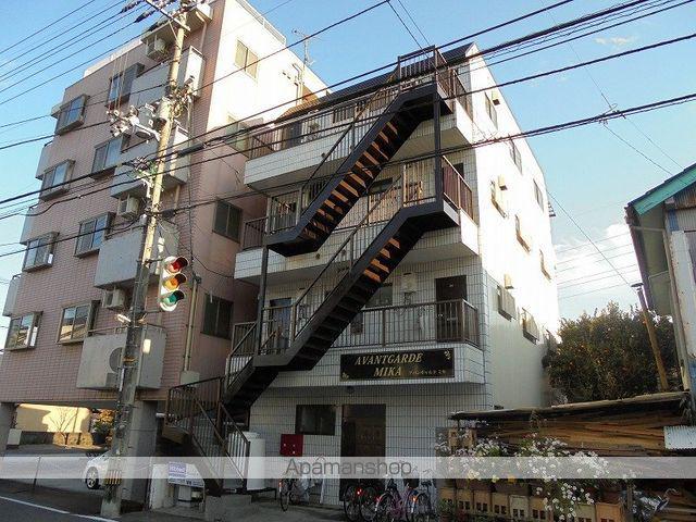 アバンギャルドMIKA