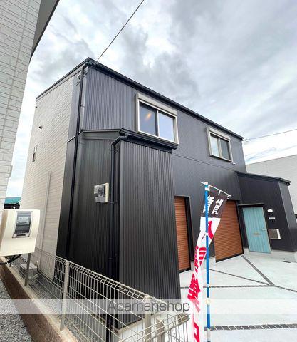 ネオガレ初芝[2階]