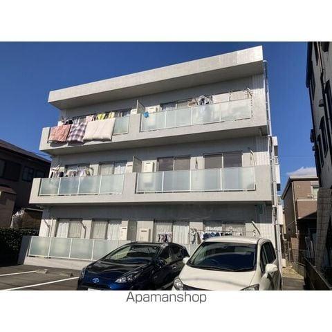 クリスタルスクエア