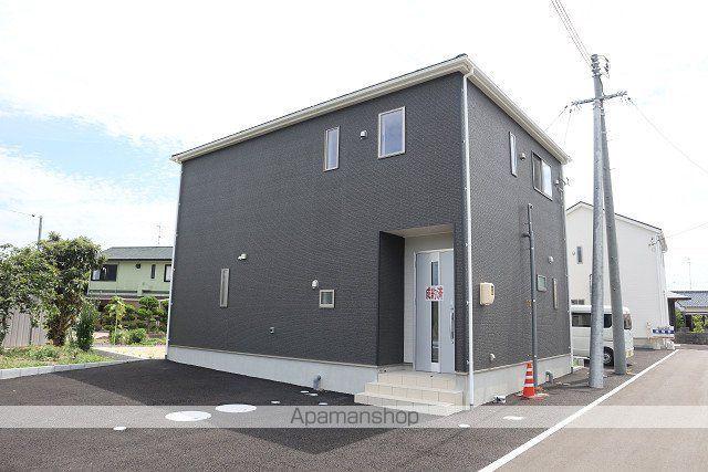 小野田線 目出駅 徒歩11分 2階建 築2年