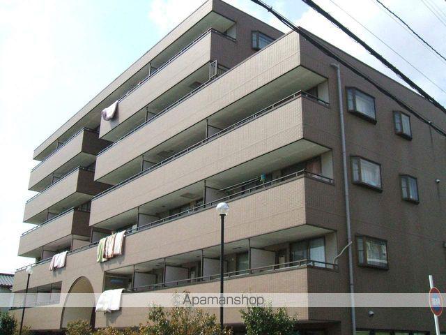 グランドルーシス