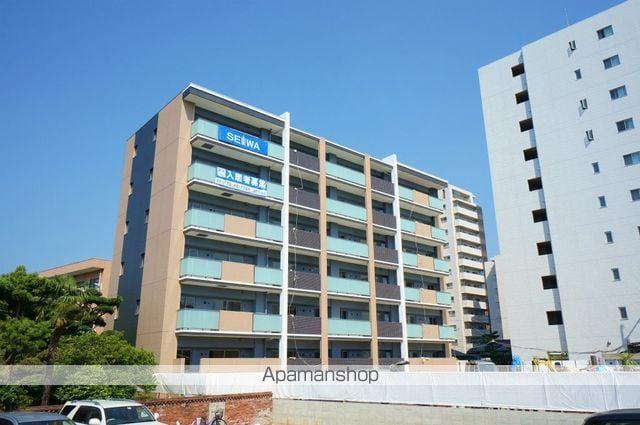 レフィナード博多