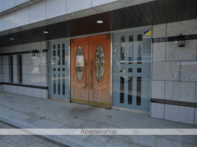 ラフィネスおもちゃのまち駅前