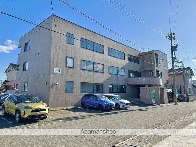 福井県福井市日光1丁目の建物