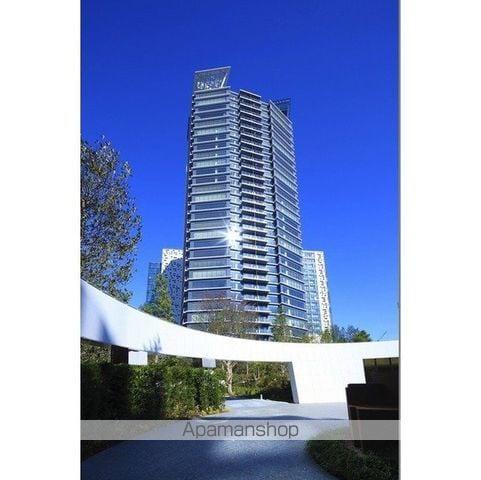 コンフォリア新宿イーストサイドタワー