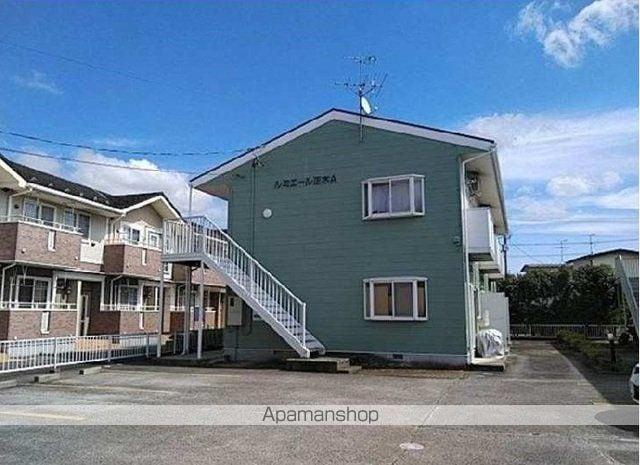 ルミエール正木A(2DK/1階)