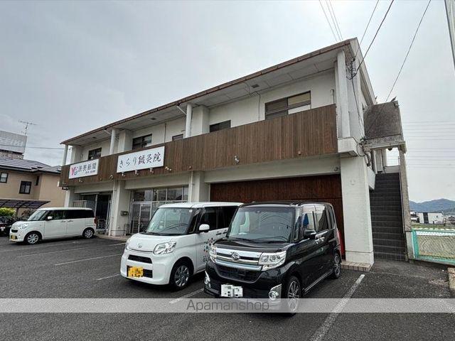 谷上ビル(6DK/2階)