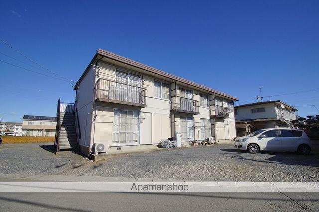 ファミール鹿志村(2DK/1階)