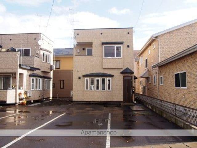 青い森鉄道 三沢駅(青森) 徒歩26分  築18年(2LDK)