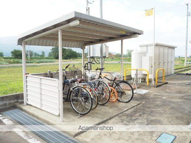 フラッツ・サンモール[2階]