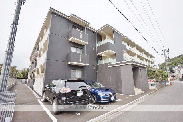 モリノヨコ(1K/2階)