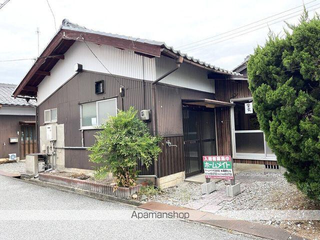 滋賀県長浜市列見町の戸建賃貸