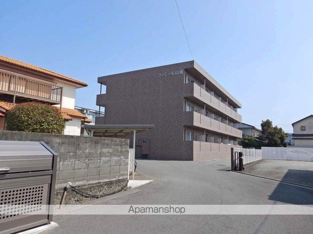 ファミール山城