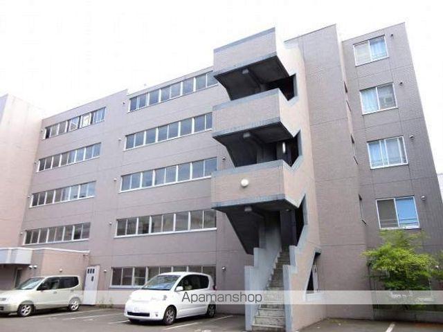DOMUS33