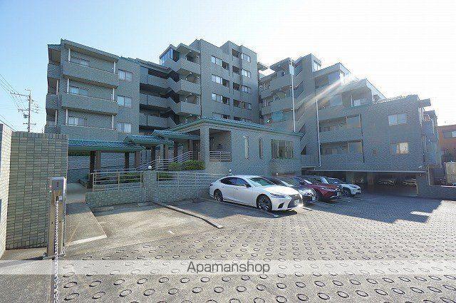 ウィスティリアコート東鷹匠