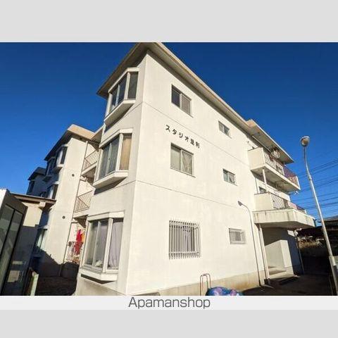 スタジオ足利(2DK/3階)