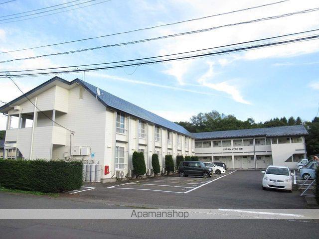 クリスタルハウス