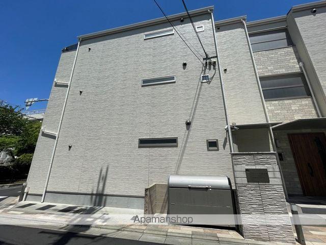 ピレーネ近江堂