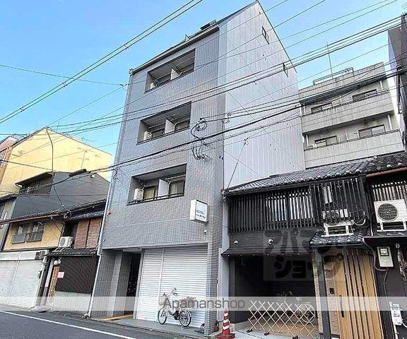 アーモンビル
